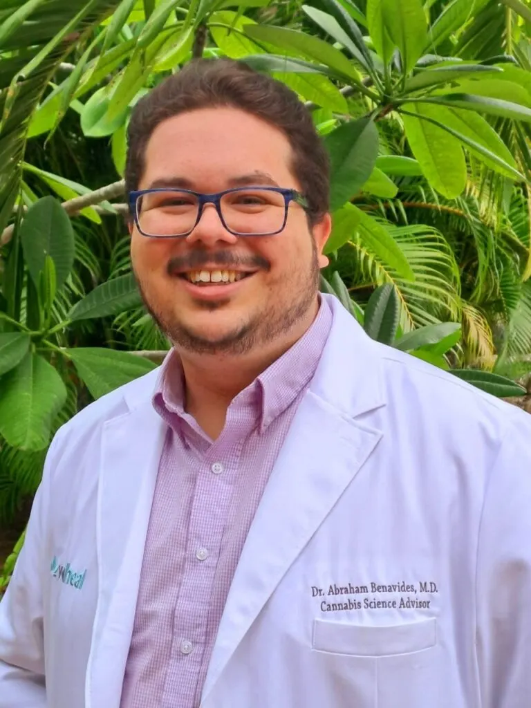 Dr. Abraham Benavides